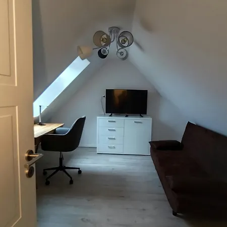 Semi-detached House, 2 Double Beds, 2 Single Beds Apartman Klütz